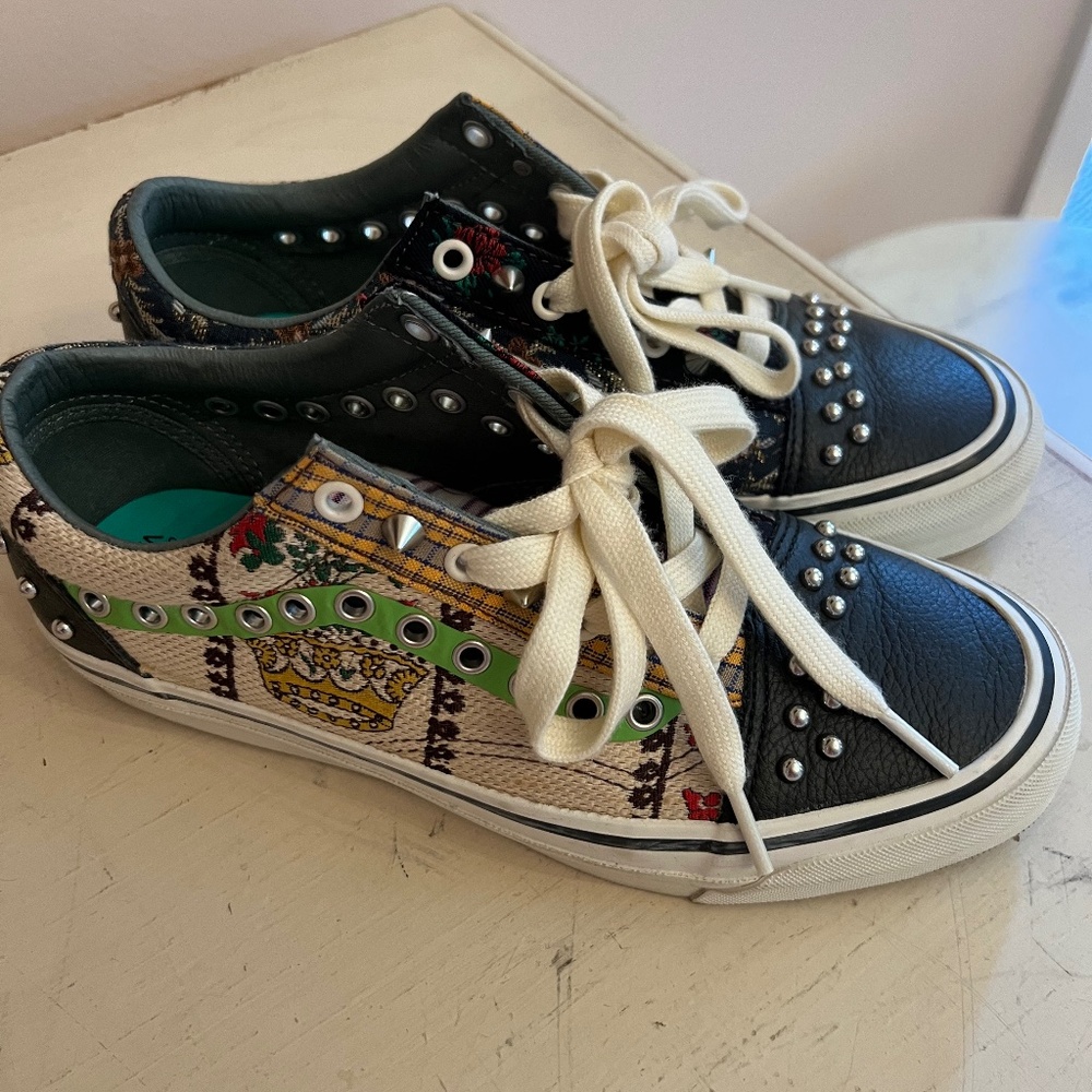 Gucci Vans collab